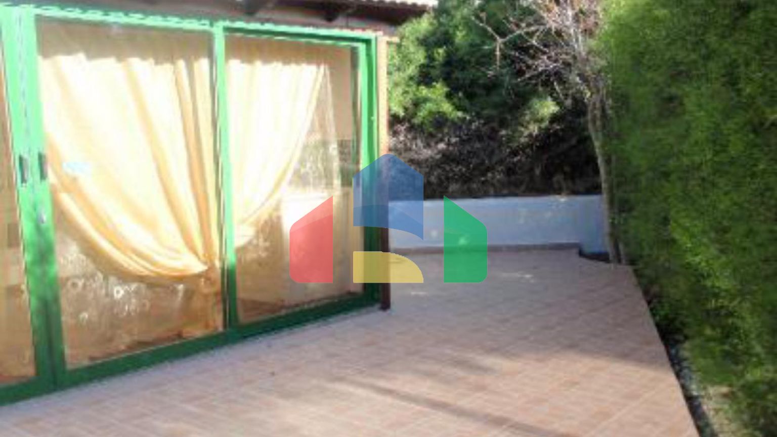 Продаж - Таунхаус 120 m² В Лимассоле