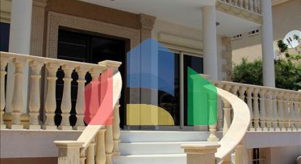 For Sale - Villa 420 m² in Limassol