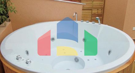 Продаж - Вілла 190 m² В Лимассоле