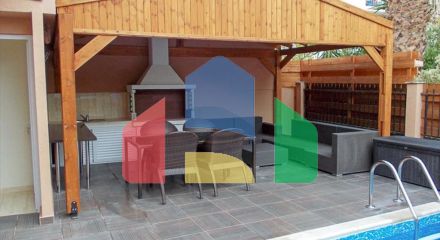 Продаж - Вілла 190 m² В Лимассоле