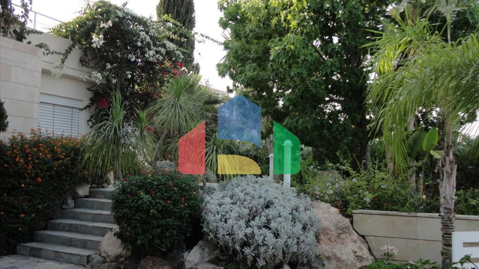 Продажа - Вилла 647 m² в Лимассоле