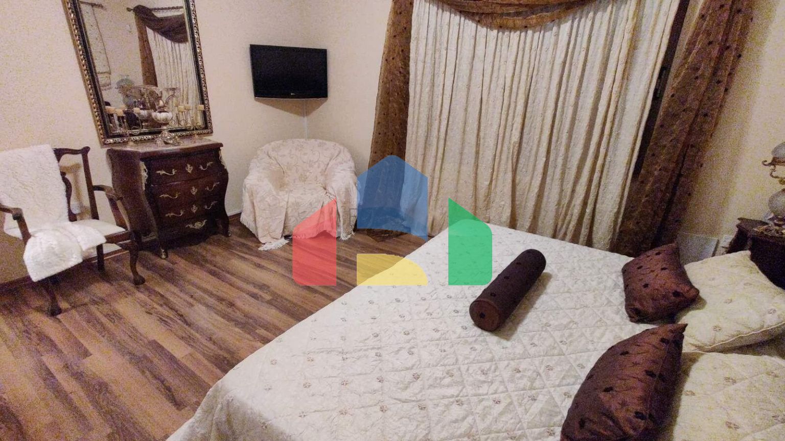 Продаж - Вілла 354 m² В Лимассоле