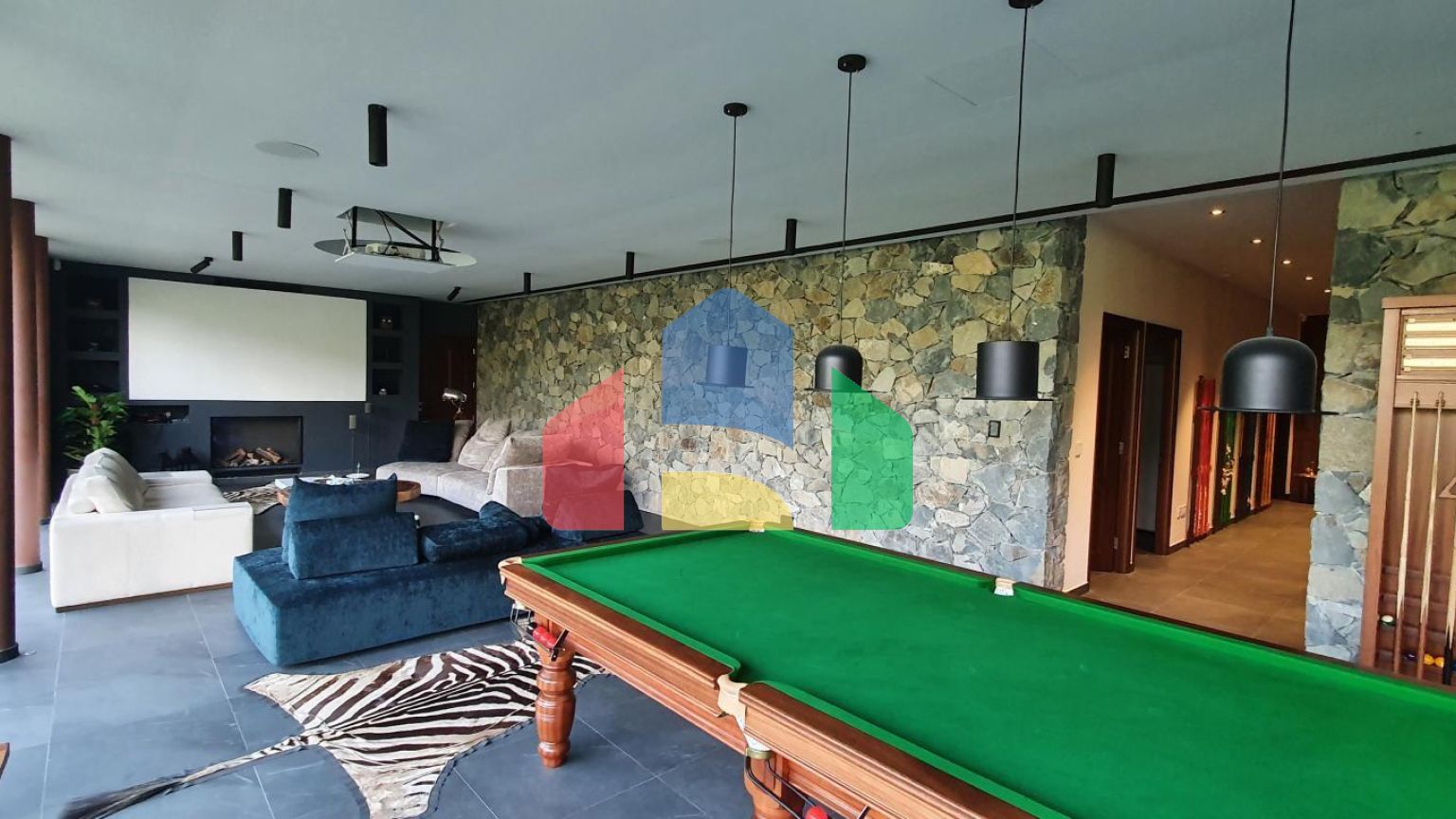 Продаж - Вілла 800 m² В Лимассоле