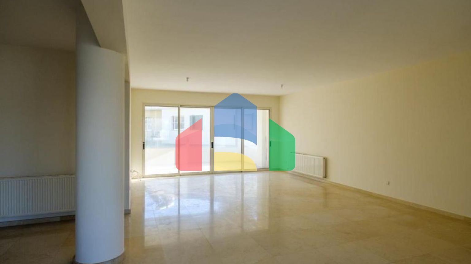 Продаж - Квартира 200 m² В Лимассоле