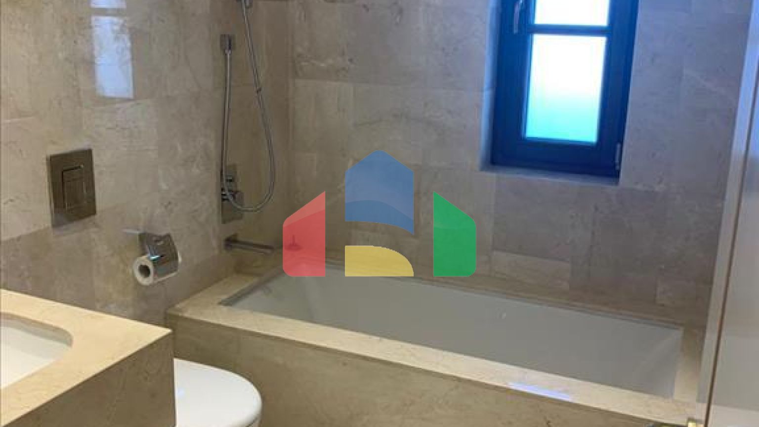 Продаж - Квартира 146 m² В Лимассоле