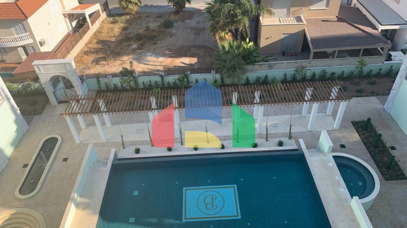 Продаж - Квартира 146 m² В Лимассоле