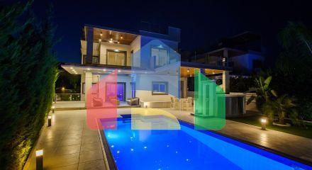 Продаж - Вілла 275 m² В Лимассоле