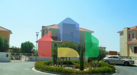 Продаж - Вілла 243 m² В Лимассоле