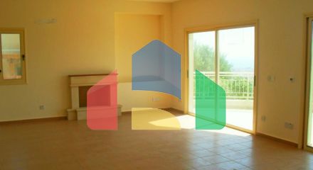 Продаж - Вілла 243 m² В Лимассоле