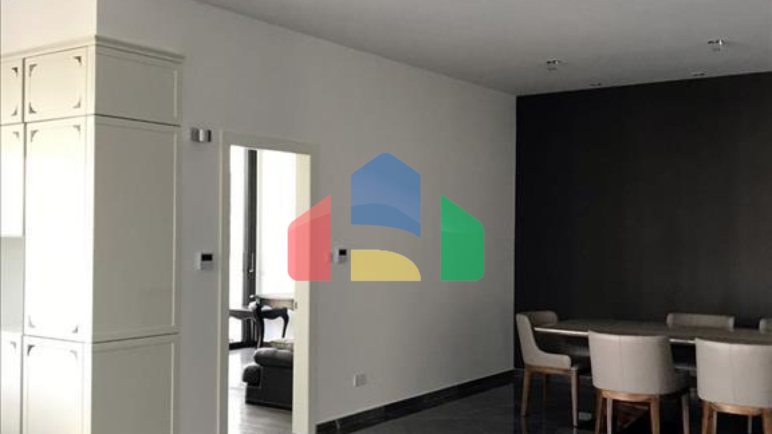 Продаж - Вілла 594 m² В Лимассоле