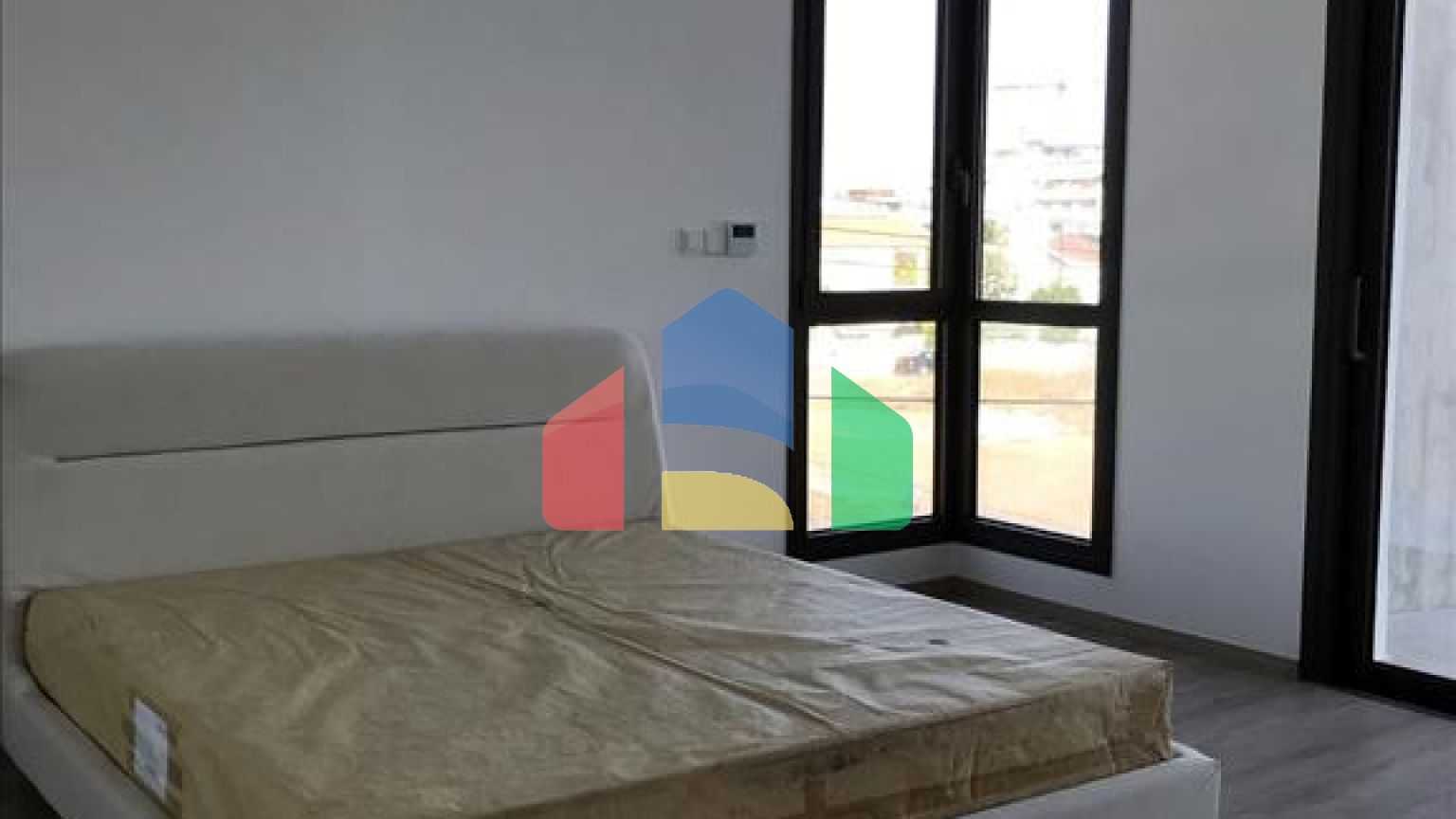 Продаж - Вілла 594 m² В Лимассоле