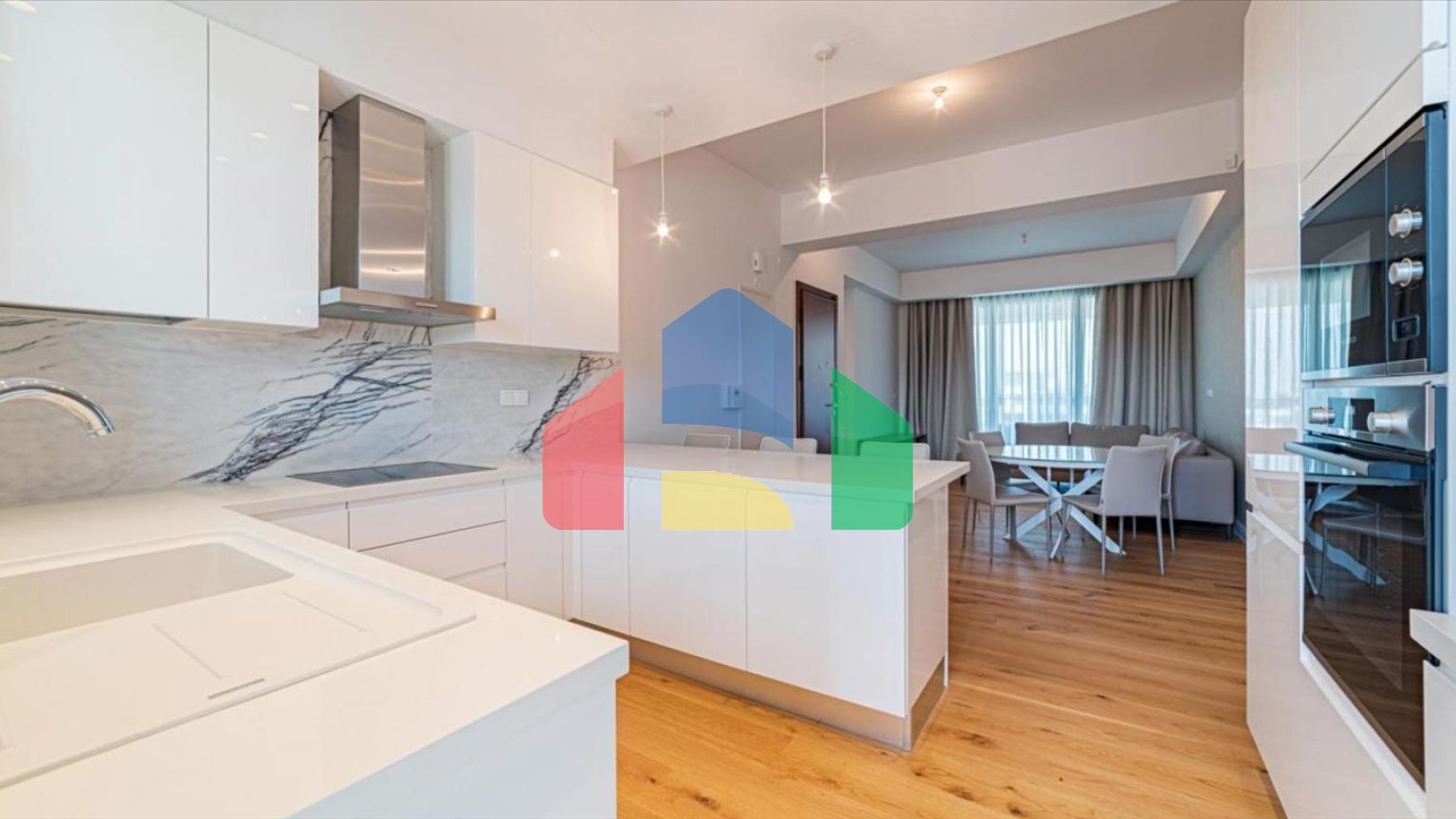 Продаж - Квартира 151 m² В Лимассоле