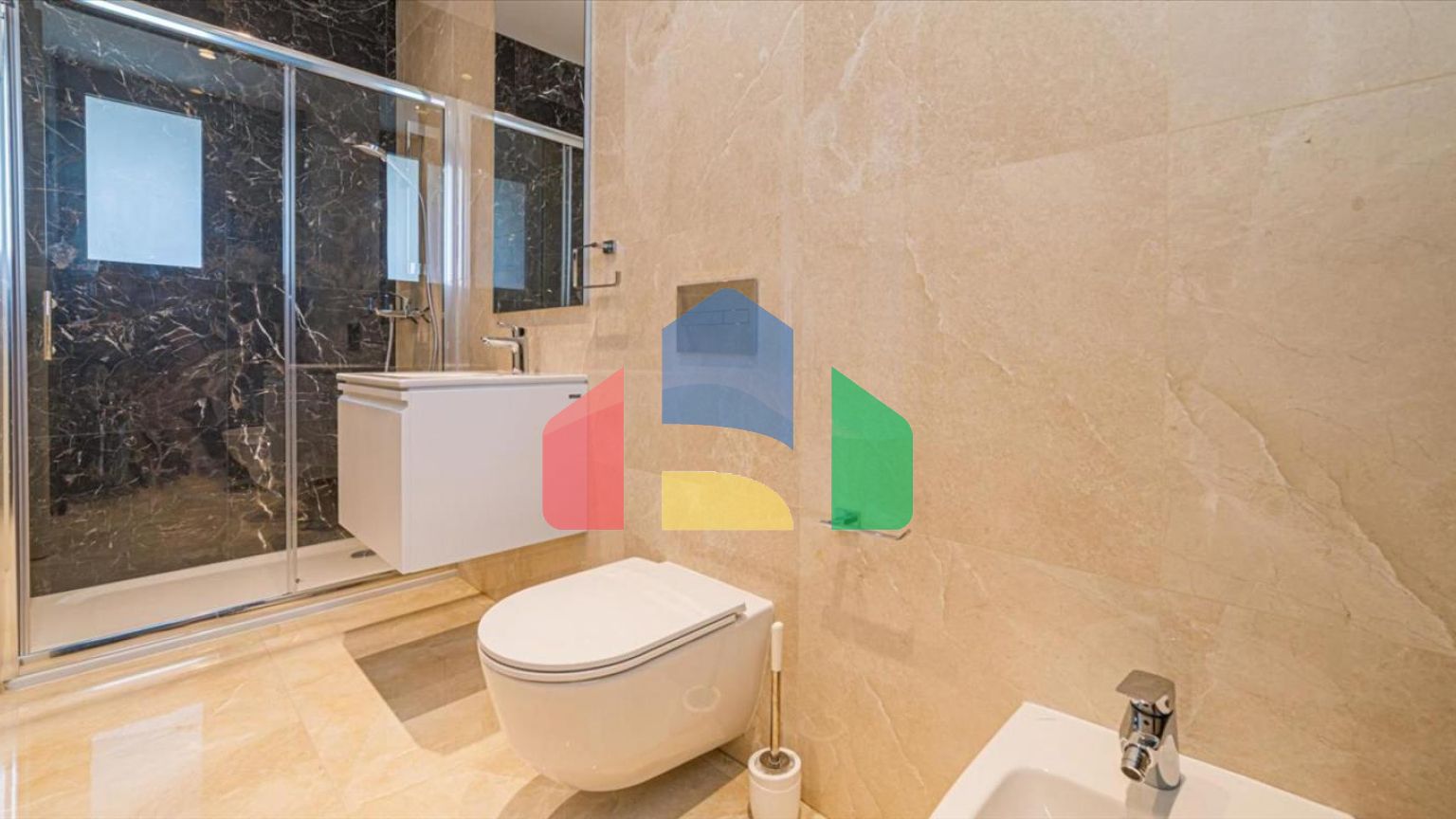 Продаж - Квартира 151 m² В Лимассоле