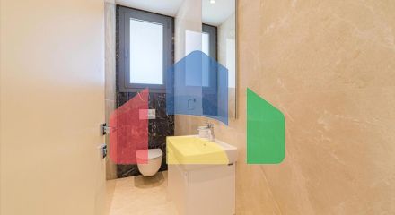 Продаж - Квартира 151 m² В Лимассоле