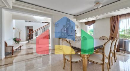 For Sale - Villa 575 m² in Limassol