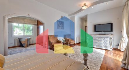 For Sale - Villa 575 m² in Limassol