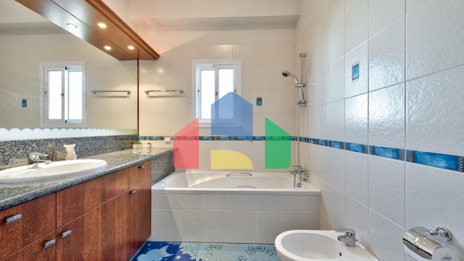 Продаж - Вілла 575 m² В Лимассоле