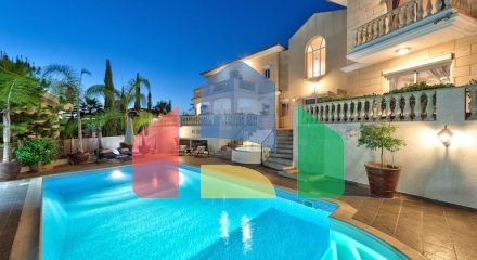 Продаж - Вілла 575 m² В Лимассоле