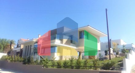 Продаж - Вілла 445 m² В Лимассоле