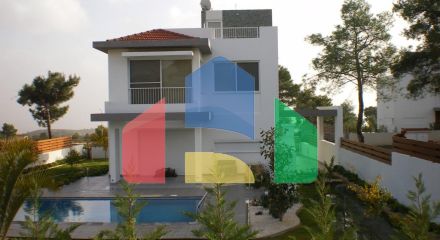 Продаж - Вілла 216 m² В Лимассоле