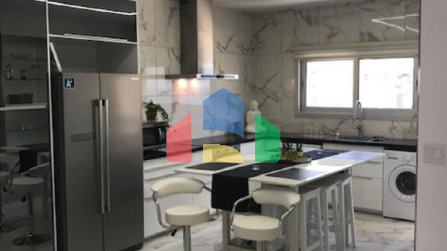 Продаж - Квартира 235 m² В Лимассоле