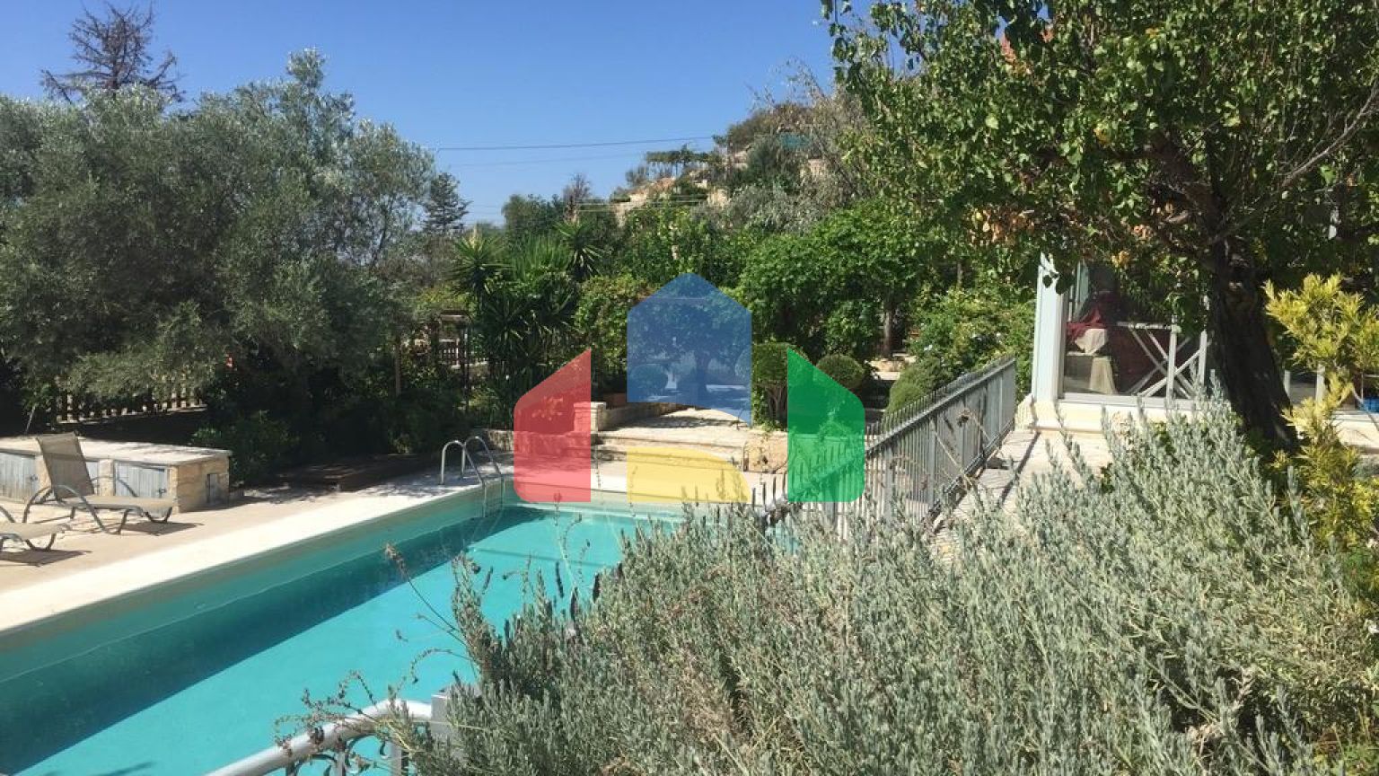 Продаж - Вілла 380 m² В Лимассоле