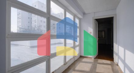 Продаж - Котедж 411 m² В Никосии