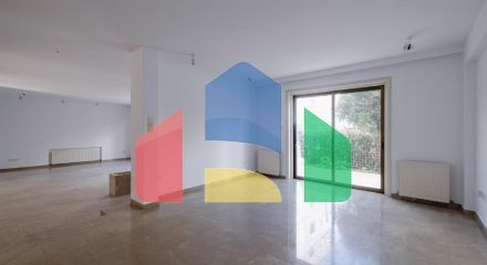 Продаж - Котедж 411 m² В Никосии