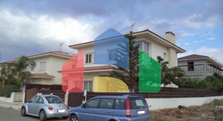 For Sale - Detached house 225 m² in Nicosia