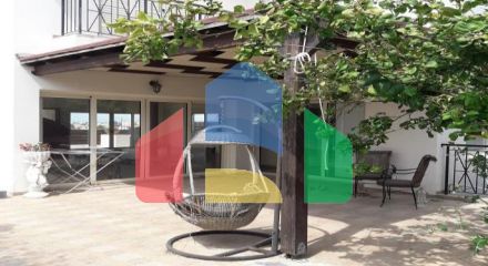 For Sale - Detached house 225 m² in Nicosia