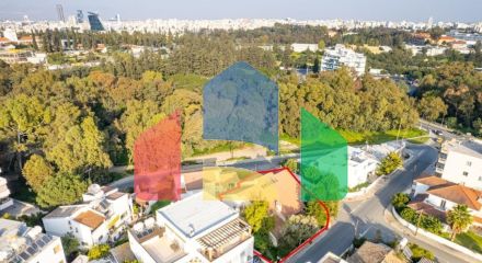 Продаж - Котедж 350 m² В Никосии