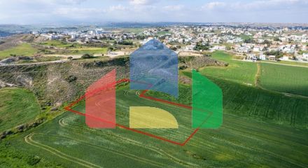 Продажа - Земельный участок 4618 m² в Никосии