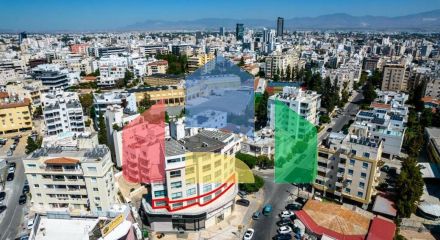 Продаж - Бізнес 263 m² В Никосии