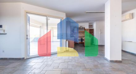 Продажа - Бизнес 595 m² в Никосии