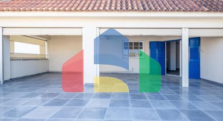 Продаж - Бізнес 595 m² В Никосии