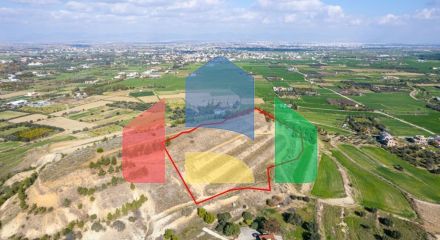 Продаж - Земельна ділянка 7358 m² В Никосии