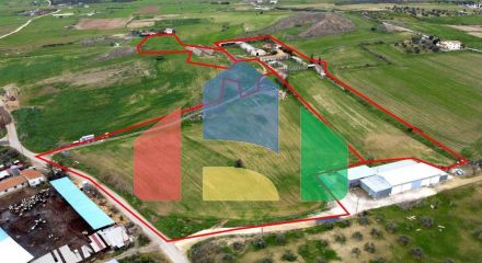Продаж - Земельна ділянка 36930 m² В Никосии