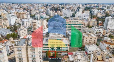 Продажа - Бизнес 90 m² в Никосии