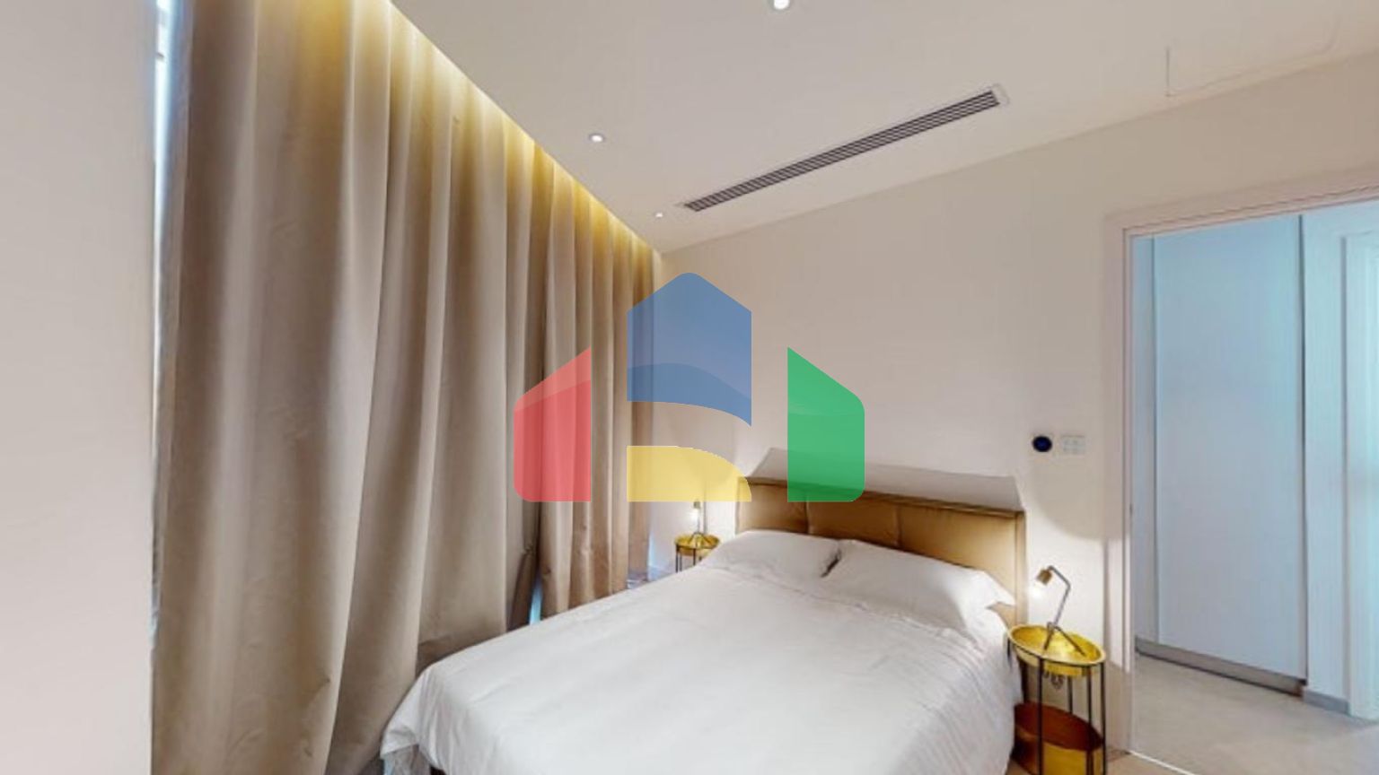 Продаж - Квартира 193 m² В Никосии