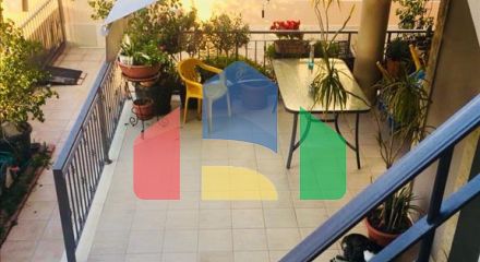 Продаж - Котедж 376 m² В Никосии