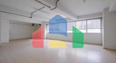 Продаж - Бізнес 200 m² В Никосии