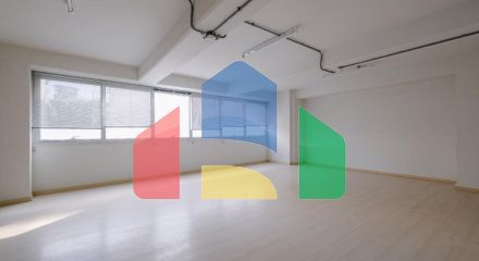 Продаж - Бізнес 200 m² В Никосии