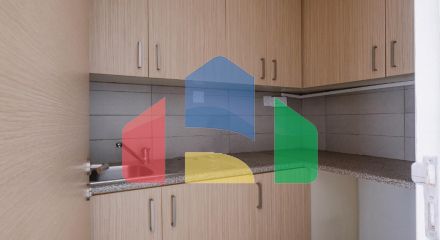 Продаж - Бізнес 200 m² В Никосии