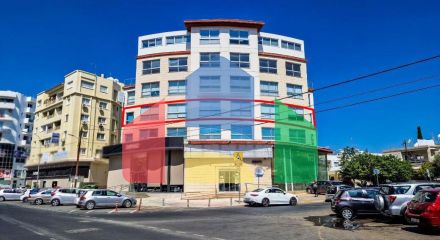 Продаж - Бізнес 265 m² В Никосии