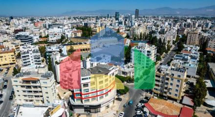 Продаж - Бізнес 265 m² В Никосии