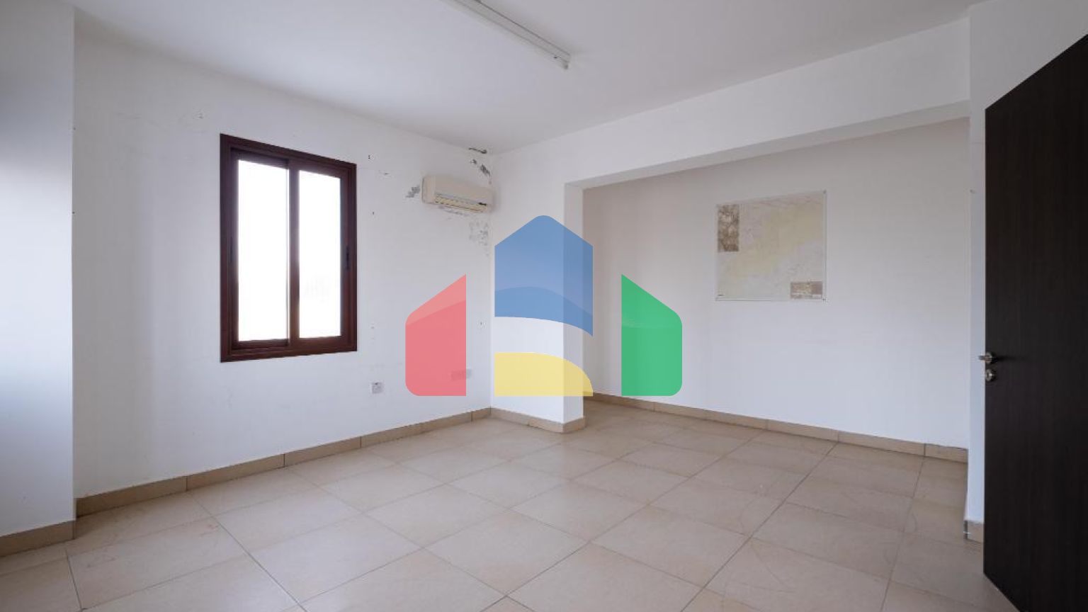 Продажа - Здание в Никосии