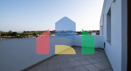 Продажа - Здание в Никосии