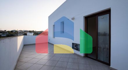 Продажа - Здание в Никосии