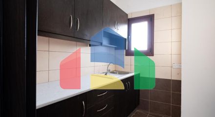 Продажа - Здание в Никосии