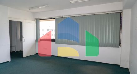 Продаж - Бізнес 331 m² В Никосии